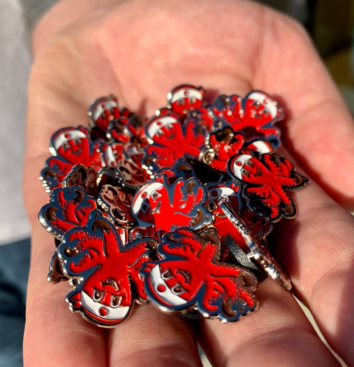 Red Octo Pin W4